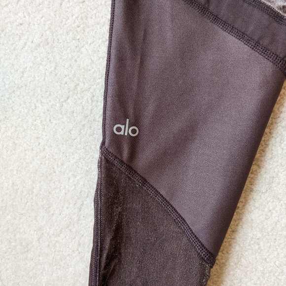 Alo Yoga Sheila high rise velour panel leggings size medium - Picture 8 of 9